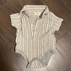 Collared linen onsie